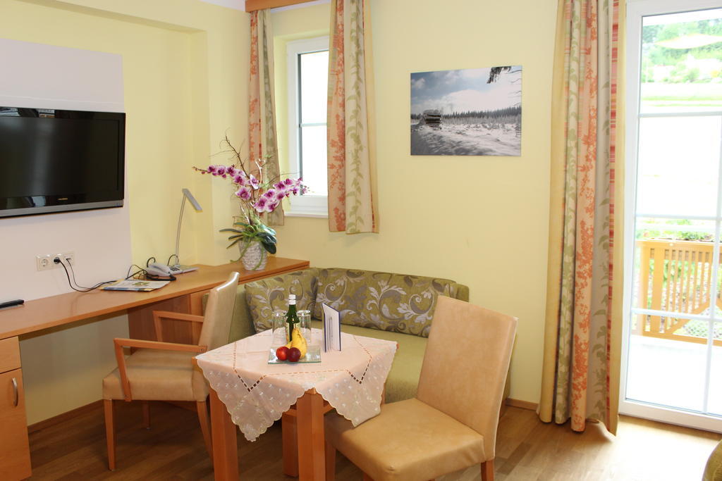 Gasthof-Pension Nordwald Harbach  客房 照片